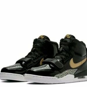 Nike Air Jordan Legacy 312 Black Metallic Size 12